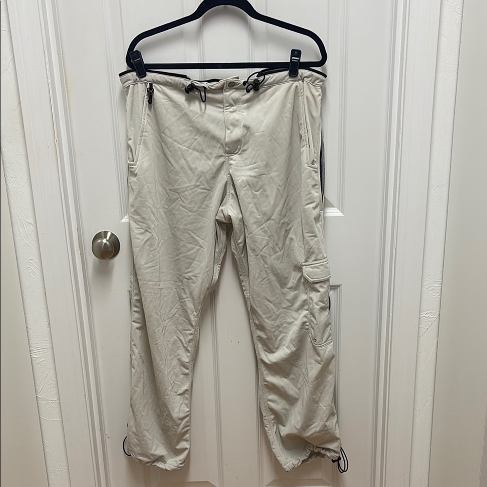 686 Unisex Khaki Cargo Pants with Bungee Cords -‎ Size XXL